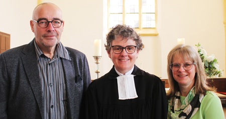 Gemeindeleitung neu gestaltet: Uwe Huxoll,  Pfarrerin Viktoria Keil und Danika Ortmeier